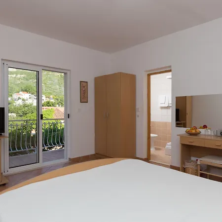 Dubravka ゲストハウス