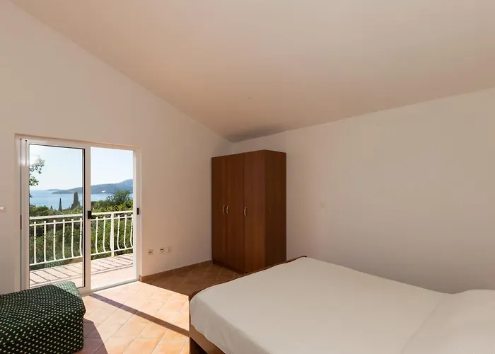 Dubravka Affittacamere 3*