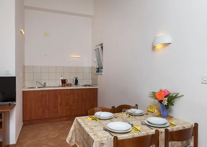 Dubravka Affittacamere Mlini