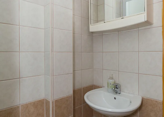 Dubravka Affittacamere Mlini